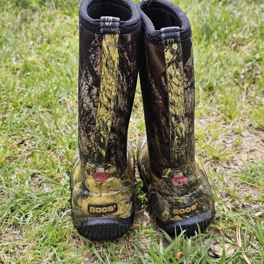 Bogs Boots Kids Size 1 Camo Classic High Waterproof Rain Winter Outdoor Hunting - Picture 3 of 8